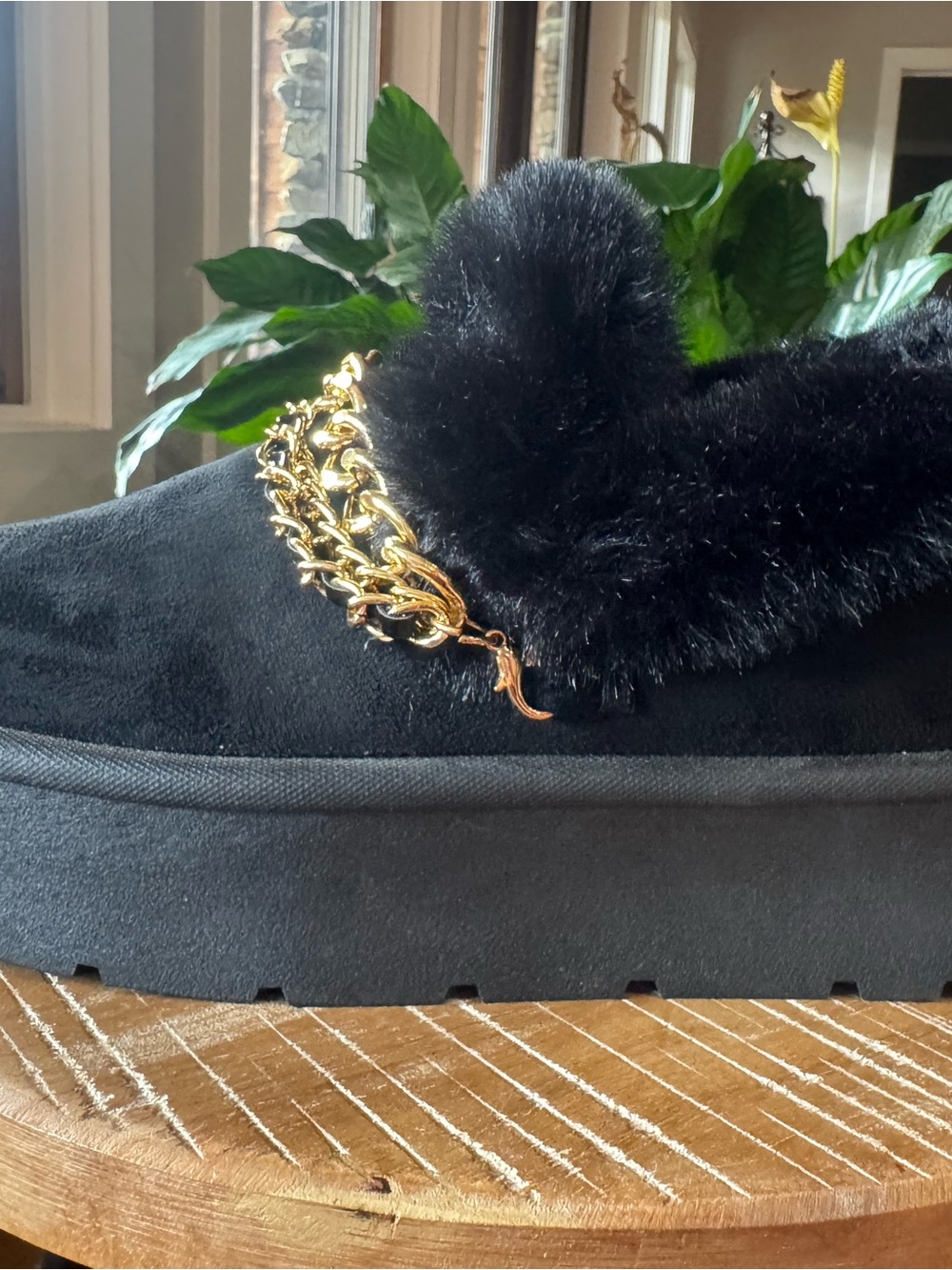 Hot Tomato Women’s Black Faux-Fur Slip-On Platform Shoe with Gold Chain Accent